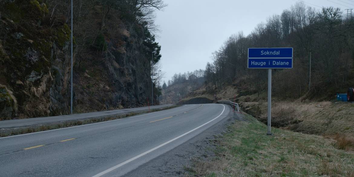 Tønes